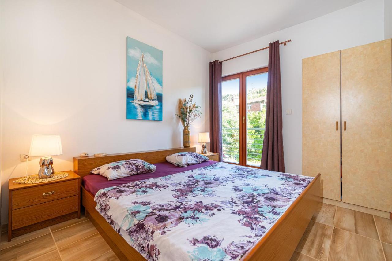 Apartments Maris Novigrad  Eksteriør bilde