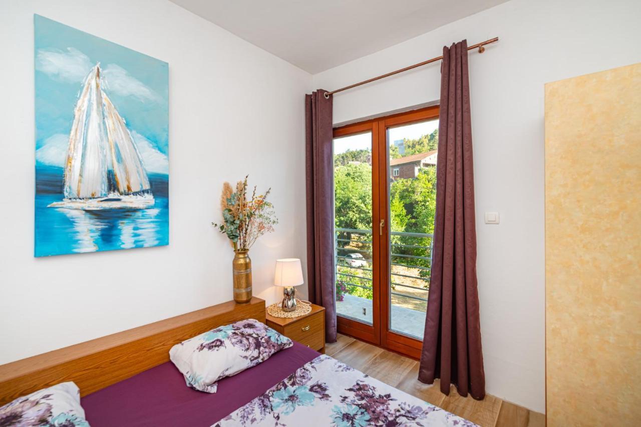 Apartments Maris Novigrad  Eksteriør bilde